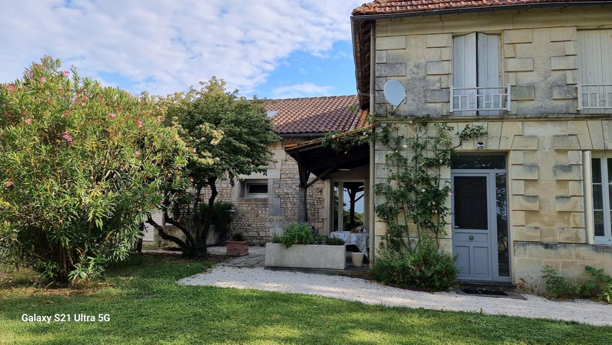 Logis De Pagnolet Ozillac Exterior foto
